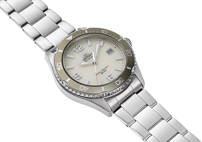 ORIENT MAKO SOLAR POWERED SILVER & IVORY MEN WATCH RN-WJ0003S