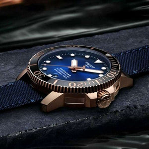 61jQKAiT8XS._AC_SX679