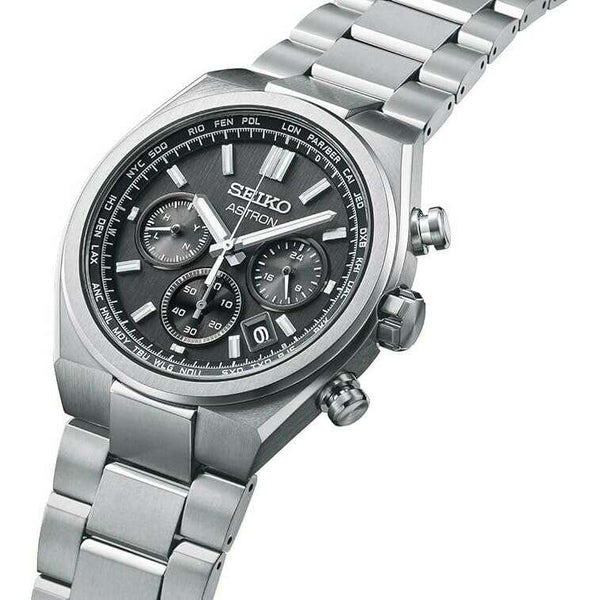 SEIKO ASTRON NEXTER SOLAR RADIO WORLD TIME CHRONOGRAPH SILVER