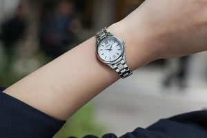 SEIKO SELECTION S SERIES SOLAR RADIO WAVE ROUND FACE SILVER WOMEN WATCH SWFH129