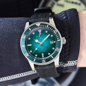 ORIENT STAR M42 F6 DIVER 1964 2ND MECHANICAL AUTOMATIC SILVER & GREEN MEN WATCH RK-AU0602E