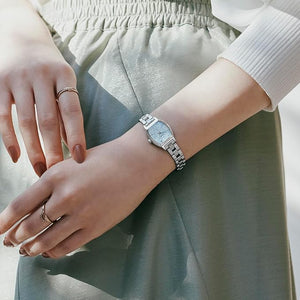 SEIKO LUKIA HAPPY COLLECTION 2025 SS MAIN SERIES SILVER & BLUE WOMEN WATCH SSWA011