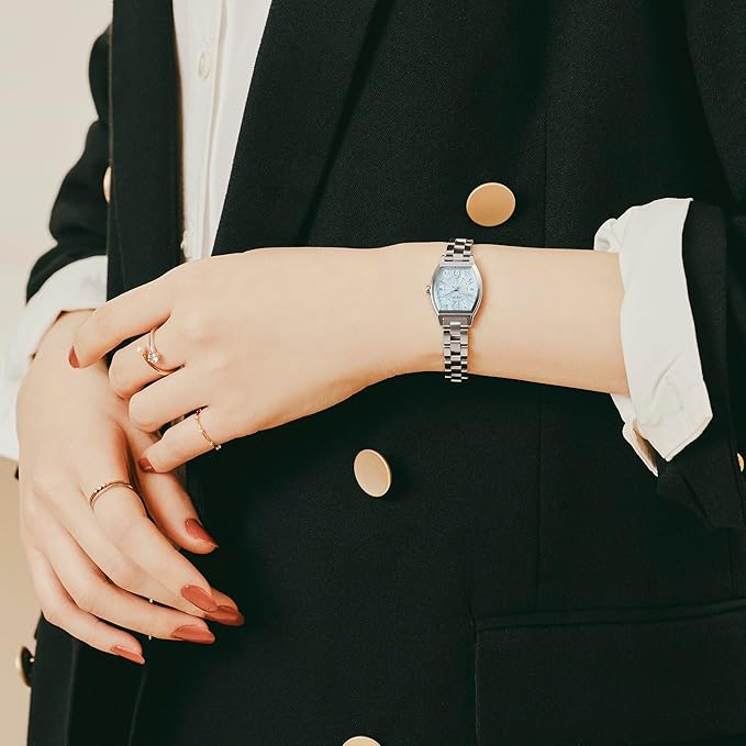 SEIKO LUKIA HAPPY COLLECTION 2025 SS MAIN SERIES SILVER & BLUE WOMEN WATCH SSWA011
