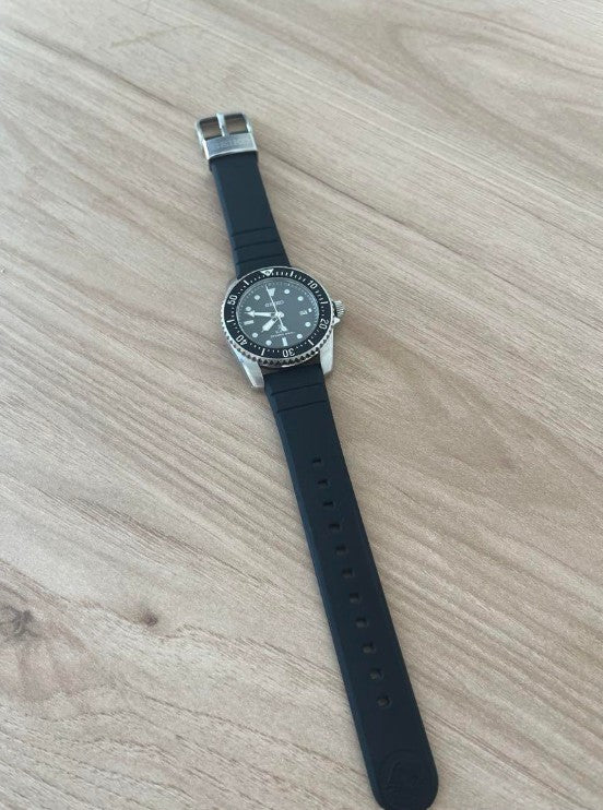 SEIKO PROSPEX DIVER SCUBA SOLAR MEN WATCH (DISCONTINUED) SBDN075