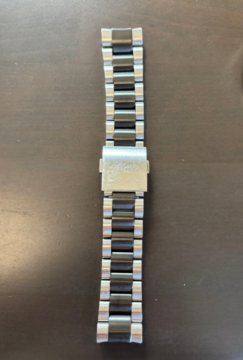 SEIKO PROSPEX SPEEDTIMER SOLAR SILVER & CRYSTAL BLUE MEN WATCH (1300 LIMITED) SBDL093