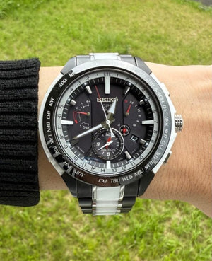 SEIKO ASTRON GPS SOLAR SAPPHIRE GLASS TITANIUM MEN WATCH (2000 LIMITED) SBXB071