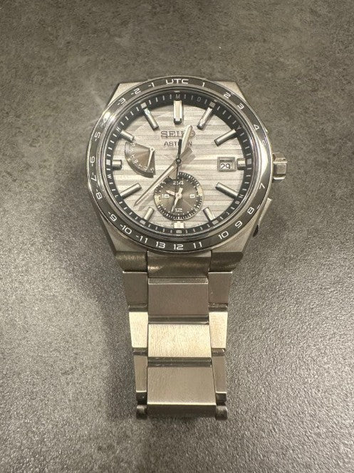 SEIKO ASTRON NEXTER SOLAR RADIO SILVER & GREY MEN WATCH (500 LIMITED) SBXY043