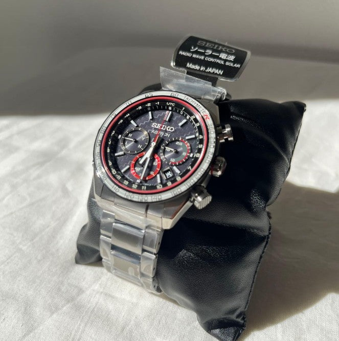 SEIKO ASTRON HONDA CIVIC TYPE R COLLECTION SILVER MEN WATCH (300 LIMITED) SBXY045