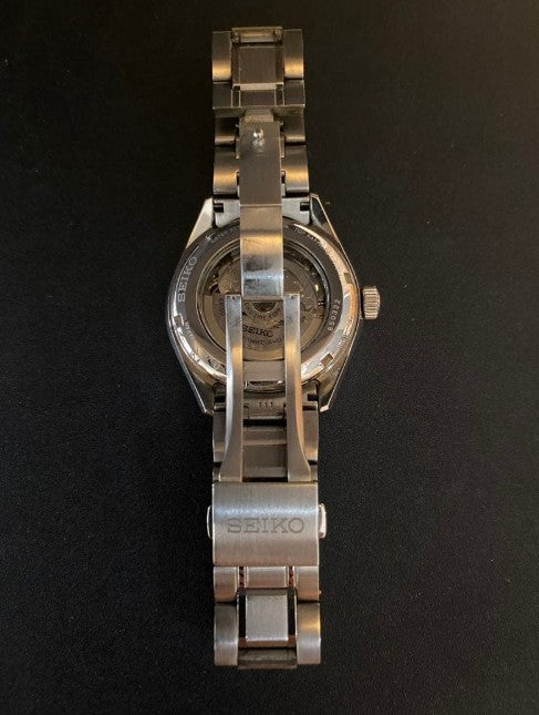 SEIKO PRESAGE PRESTIGE LINE SILVER & BLACK MEN WATCH (DISCONTINUED) SARX035