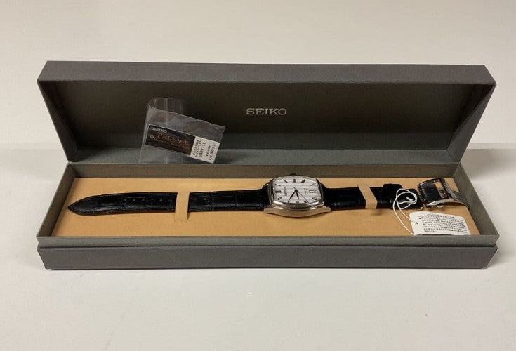 SEIKO PRESAGE BASIC LINE MECHANICAL SAPPHIRE GLASS MEN WATCH (DISCONTINUED) SARY111