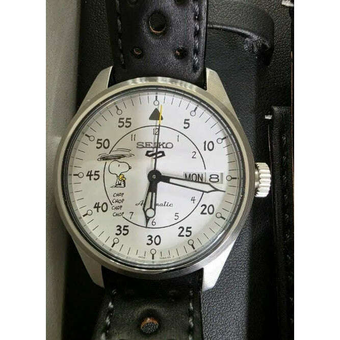 Seiko 5 Sports Peanuts White Dial Leather Band Snoopy Men Watch